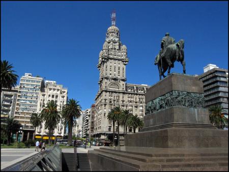 montevideo-travel.jpg